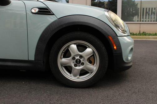 2011 MINI Cooper Clubman Base
