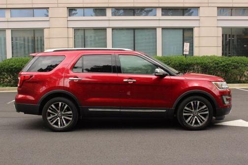 2017 Ford Explorer Platinum