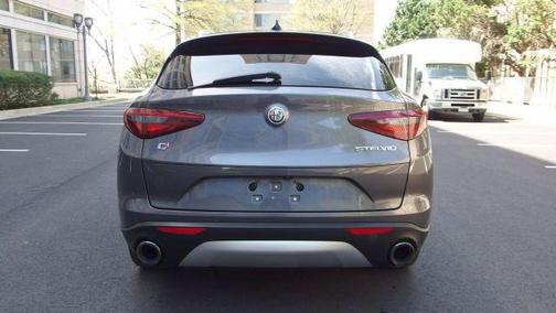 2018 Alfa Romeo Stelvio Base
