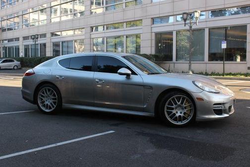 2010 Porsche Panamera Turbo
