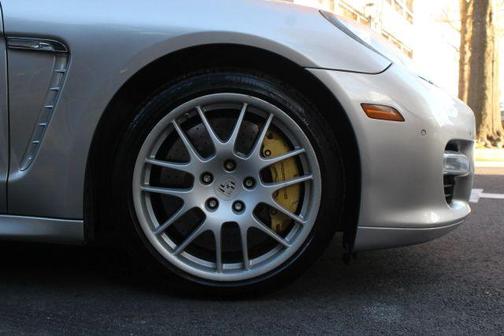 2010 Porsche Panamera Turbo