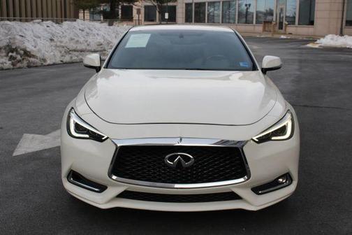 2017 INFINITI Q60 3.0T Premium