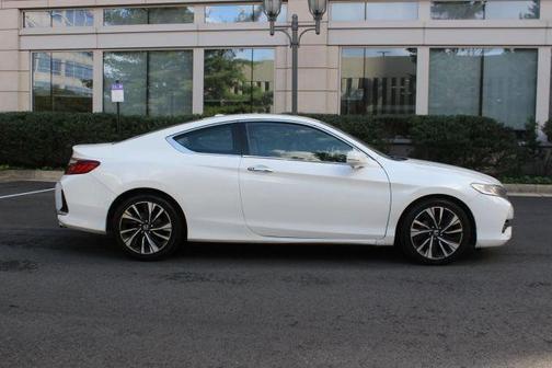 2017 Honda Accord EX