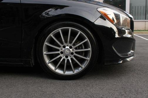 2016 Mercedes-Benz CLA-Class Base