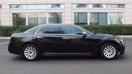 2014 Chrysler 300 Base