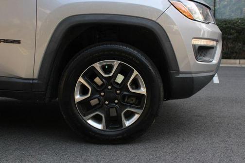 Silver 2018 Jeep Compass Trailhawk