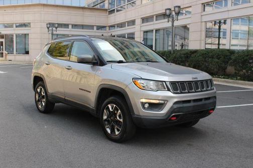 Silver 2018 Jeep Compass Trailhawk