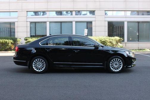 2016 Volkswagen Passat 1.8T SE