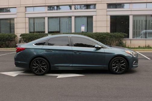 2016 Hyundai SONATA SE