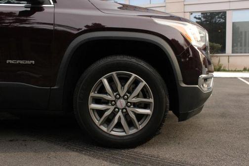 2017 GMC Acadia SLE-2