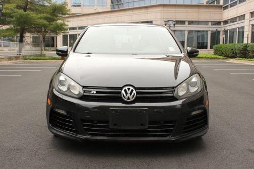 2013 Volkswagen Golf R 4-Door
