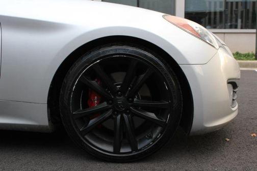 2010 Hyundai Genesis Coupe 3.8 Track