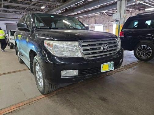 2011 Toyota Land Cruiser V8