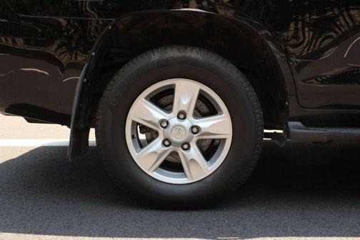 2011 Toyota Land Cruiser V8
