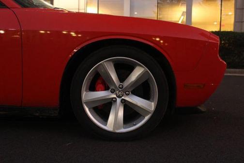 2008 Dodge Challenger SRT8