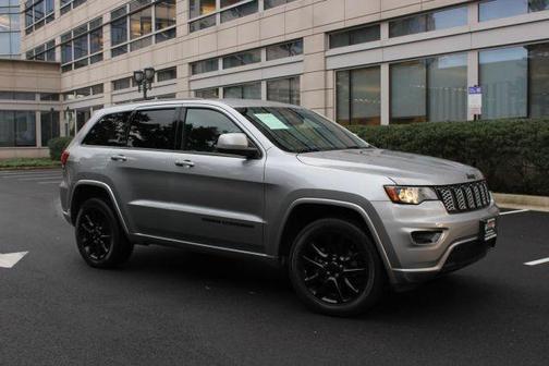 2017 Jeep Grand Cherokee Altitude