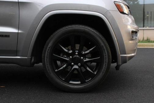 2017 Jeep Grand Cherokee Altitude