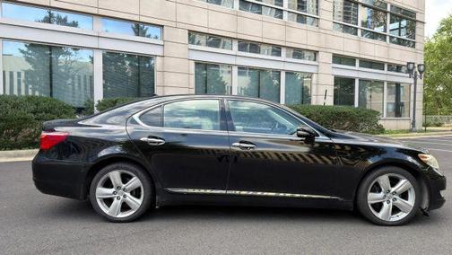 2010 Lexus LS 460 Base