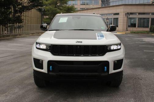2022 Jeep Grand Cherokee 4xe Trailhawk