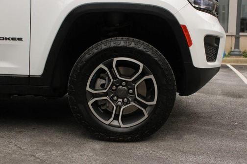 2022 Jeep Grand Cherokee 4xe Trailhawk