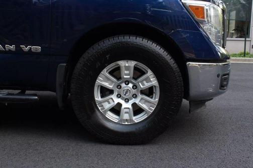 2018 Nissan Titan SV