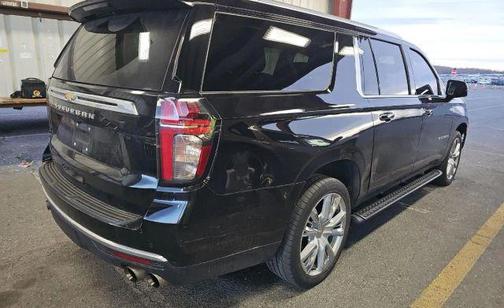 2023 Chevrolet Suburban High Country
