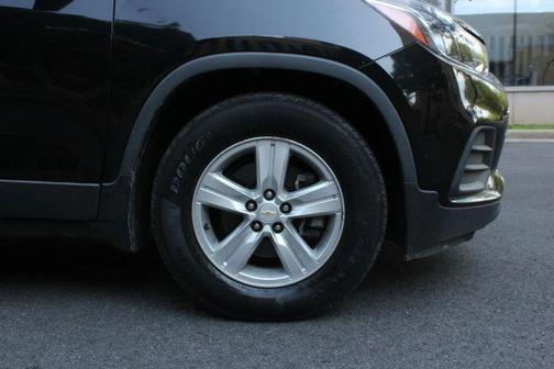 Black 2021 Chevrolet Trax LS