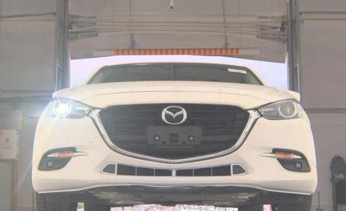 Snowflake White Pearl Metallic 2018 Mazda Mazda3 Grand Touring