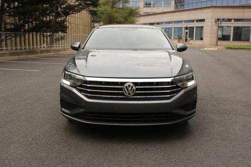 Platinum Gray Metallic 2021 Volkswagen Jetta 1.4T SE