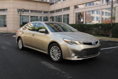 2013 Toyota Avalon Hybrid XLE Touring