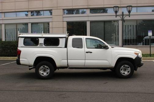 2019 Toyota Tacoma SR