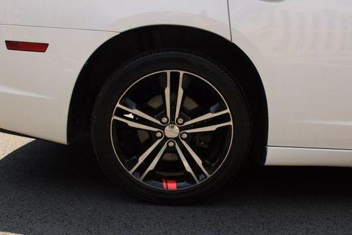 2014 Dodge Charger SXT