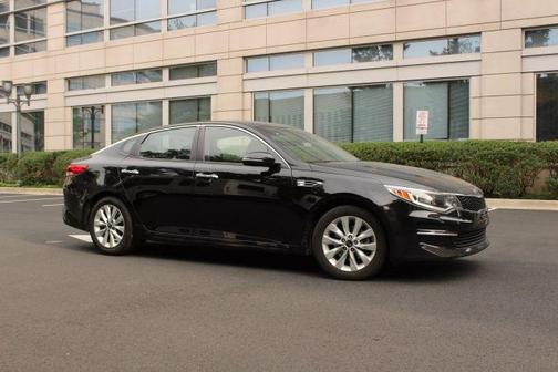 2018 Kia Optima LX