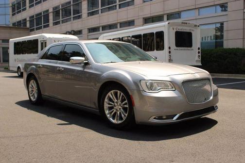 2016 Chrysler 300C Base