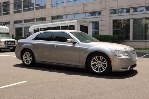 2016 Chrysler 300C Base