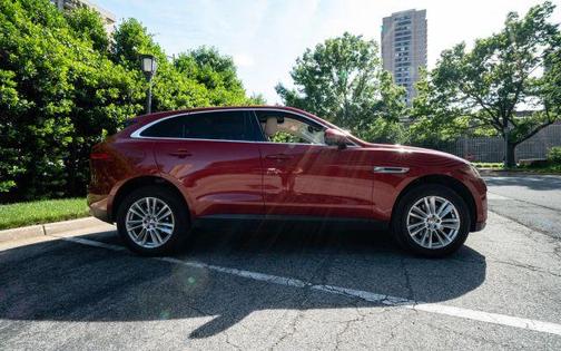 2017 Jaguar F-PACE 35t Prestige