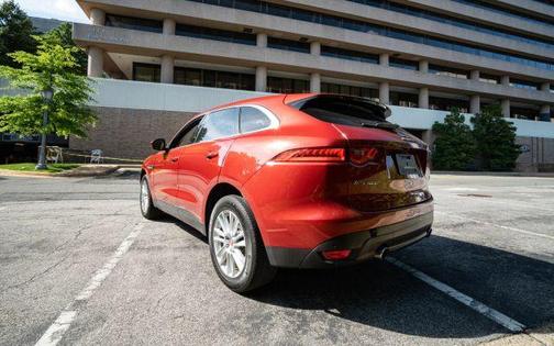 2017 Jaguar F-PACE 35t Prestige