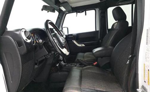 2012 Jeep Wrangler Unlimited Sahara