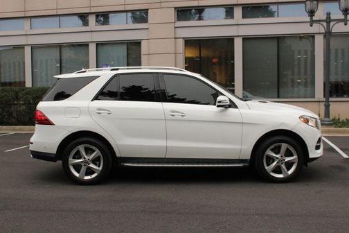 2019 Mercedes-Benz GLE 400 Base 4MATIC