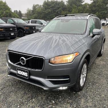 2016 Volvo XC90 T6 Momentum