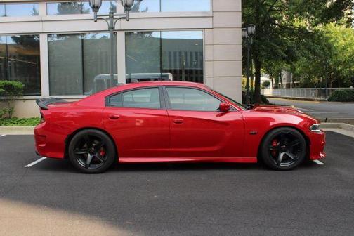 2016 Dodge Charger R/T Scat Pack