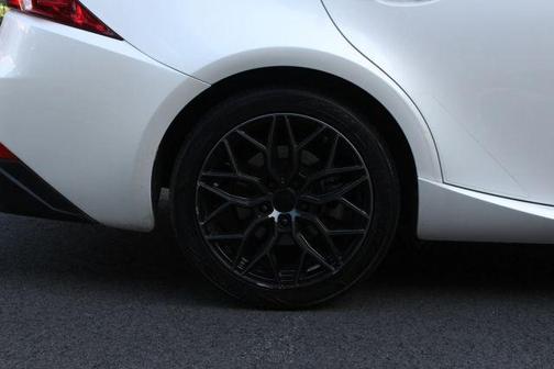 2015 Lexus IS 250 Crafted Line
