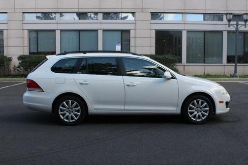2009 Volkswagen Jetta 2.0 TDI SportWagen