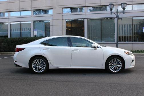 2016 Lexus ES 350 Base