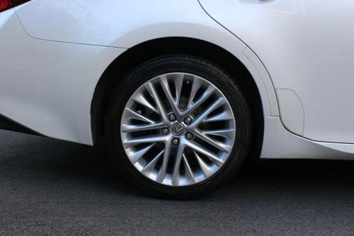 2016 Lexus ES 350 Base