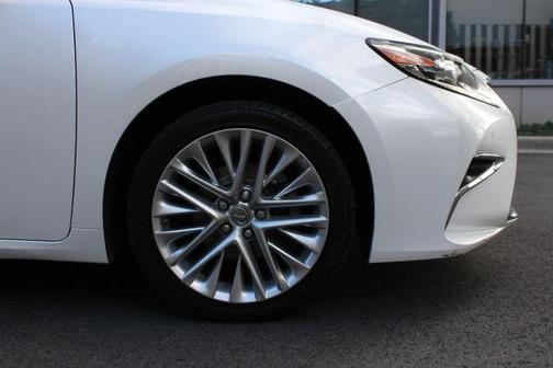 2016 Lexus ES 350 Base