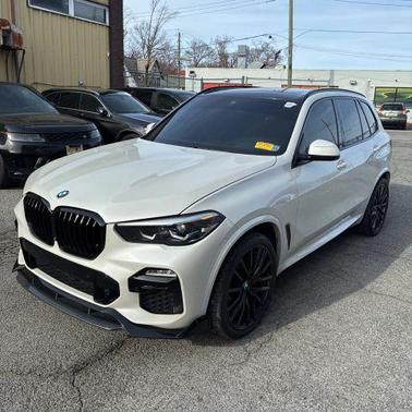 2021 BMW X5 M50i
