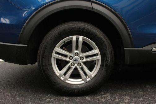 Blue 2021 Ford Explorer XLT