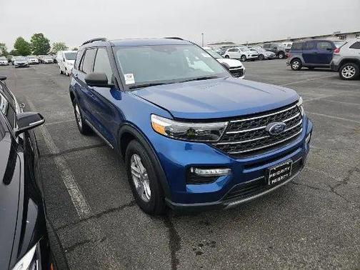 Blue 2021 Ford Explorer XLT
