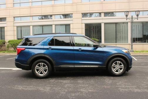 Blue 2021 Ford Explorer XLT